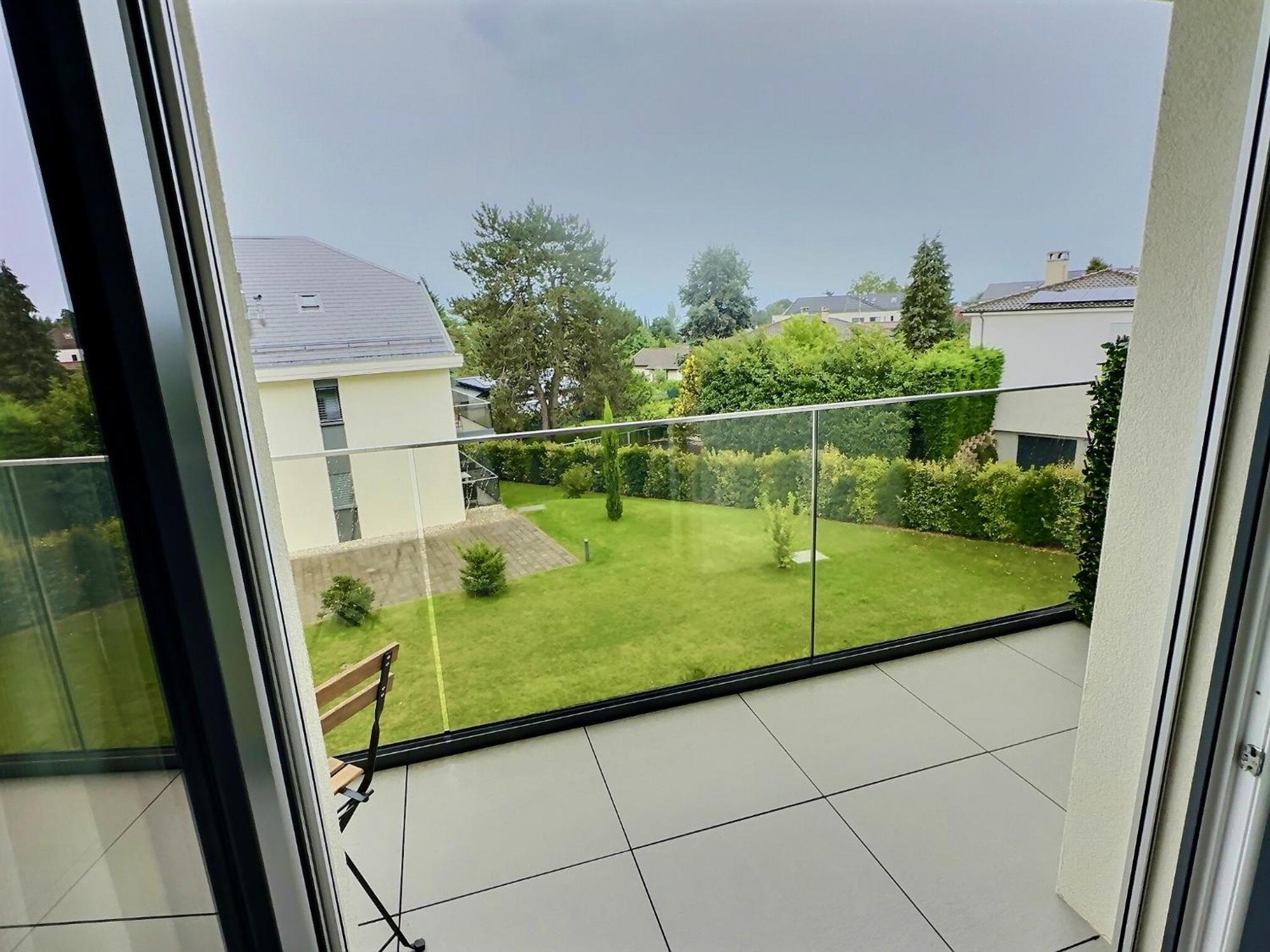 Attica Residences, Lausanne Saint Sulpice  Luaran gambar